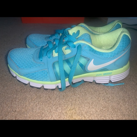 Nike Shoes - Nike Dual Fusion Running Shoes Nike Shoes - Nike Dual Fusion Running Shoes